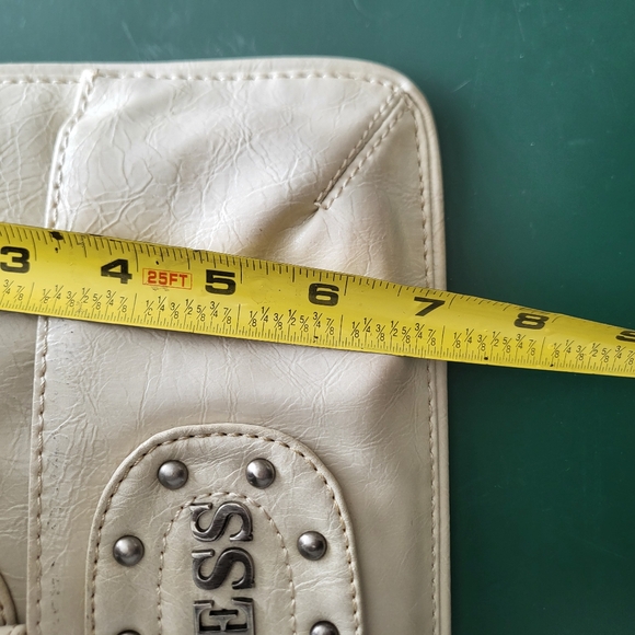 Guess Ivory Cream Studded Wristlet Clutch 11 x 7 Rare Y2K - Picture 10 of 16